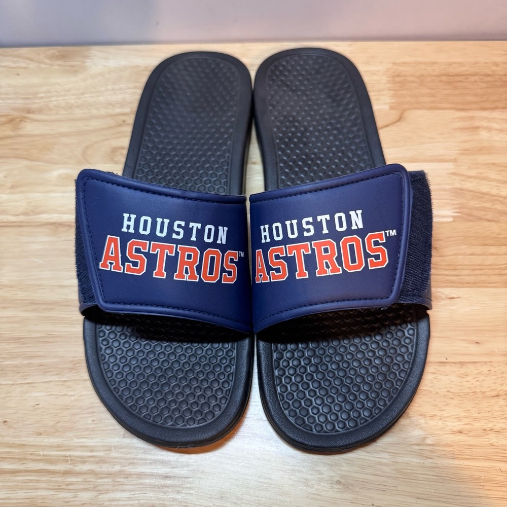 FOCO Men’s Houston Astros Colorblock Big Logo Legacy Slides Sandals M (9/10)